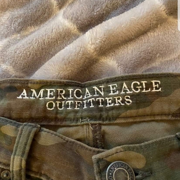 American  Eagle outfitters Camo shorts - Picture 3 of 3